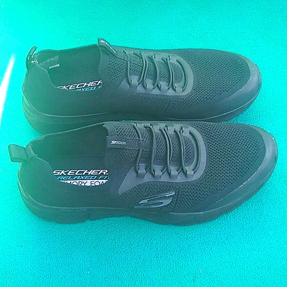 Skechers Relaxed Fit Memory Foam Men  Slip on